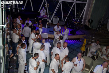 Cruise 4 Bears White Party