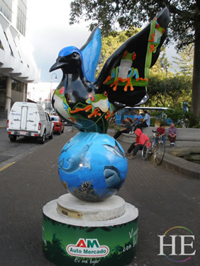 Gay Costa Rica tour - bird sculpture