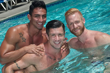 Madrid gay tour - gay pool party