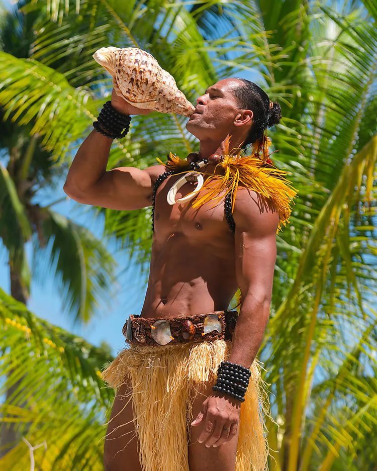 French Polynesia Luxury All-Gay Cruise 2027