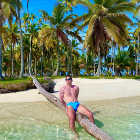 Colon Panama gay cruise