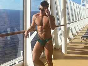 Gay cruise sea day