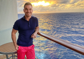 Celebrity gay cruise sea day