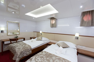 Apolon twin cabin