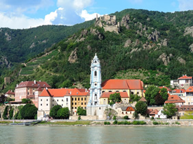Danube gay cruise - Durnstein, Austria