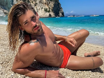 Gay Sardinia sailing