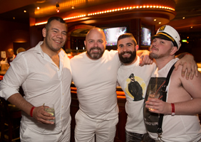 Caribbean bears cruise sea day