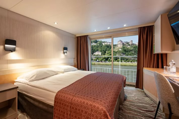 Bellejour Upper deck stateroom