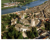 Burgundy and Provence gay cruise visiting Tournus