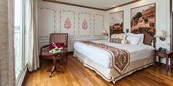 Ganges Voyager Colonial Suite