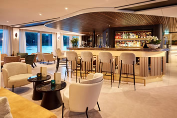 Amadeus Aurea bar