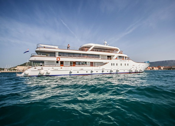 Croatia gay cruise on MV Nautilus