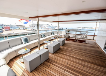Nautilus ship deck lounge