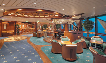 Serenade of the Seas lounge
