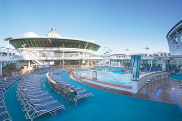 Serenade of the Seas pool