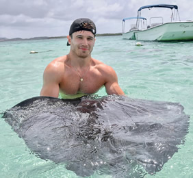 Grand Cayman gay cruise