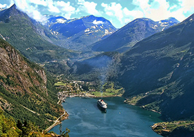 Norway gay cruise - Geiranger Fjord