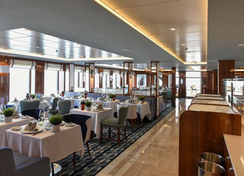 World Navigator Porto Restaurant