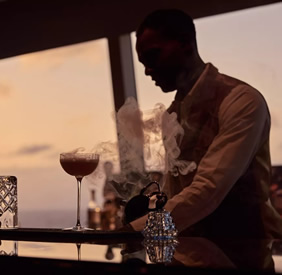 Explora gay cruise - Malt Whisky Bar