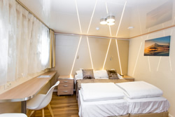 Maritimo main deck cabin