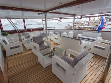 Adriatic Sun outdoor lounge