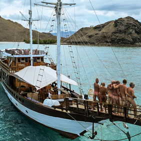 Flores & Komodo naked gay cruise