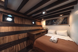 Humphead Wrasse Cabin