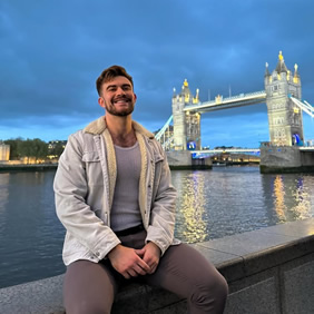 Gay London cruise