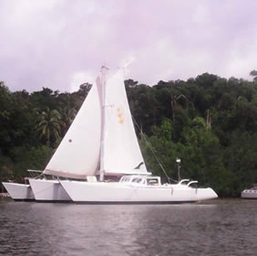 Asia gay sailing trimaran
