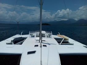 Hot BuOYS gay sailing yacht