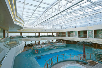 MSC Fantasia solarium