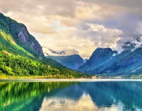 Norwegian Fjords gay cruise - Innvikfjorden
