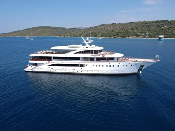 Croatia gay cruise on MS Ambassador