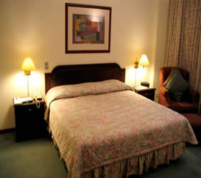 Hotel Thunderbird Principal, Lima