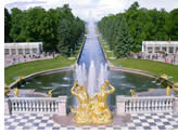 Romance Voyages Gay Russia tour visiting Peterhof