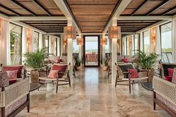 Pure Amazon Veranda lounge