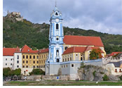 Danube gay cruise visiting Durnstein