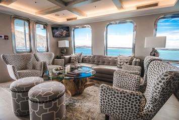 Evolve yacht lounge