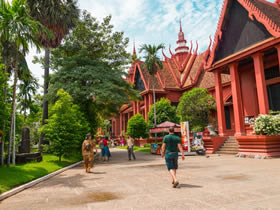 Cambodia gay cruise - Phnom Penh