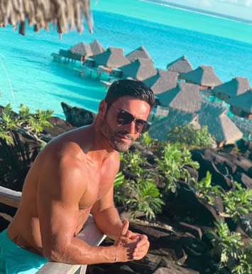 Tahiti gay travel
