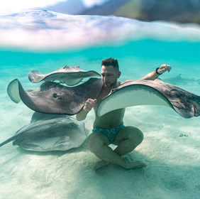 Tahiti gay cruise travel