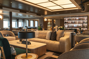 Wind Star lounge