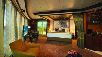 Norwegian Pearl suite
