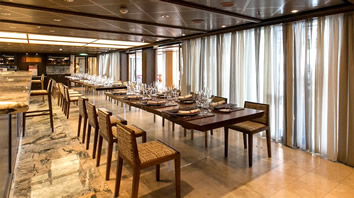 Oceania Riviera ship restaurant