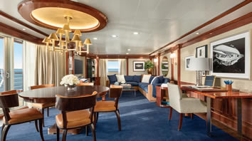 Oceania Riviera suite