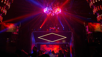 Scarlet Lady show