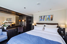 Avalon Illumination Panorama Suite