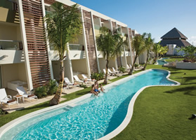 Dreams Punta Cana Swim Up Suites