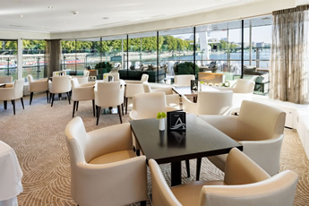 Avalon Tapestry II Panorama Lounge