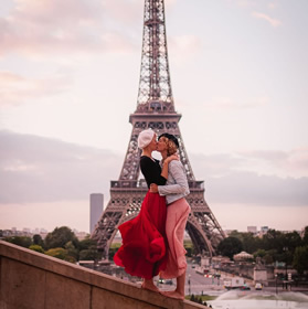 Paris lesbian cruise